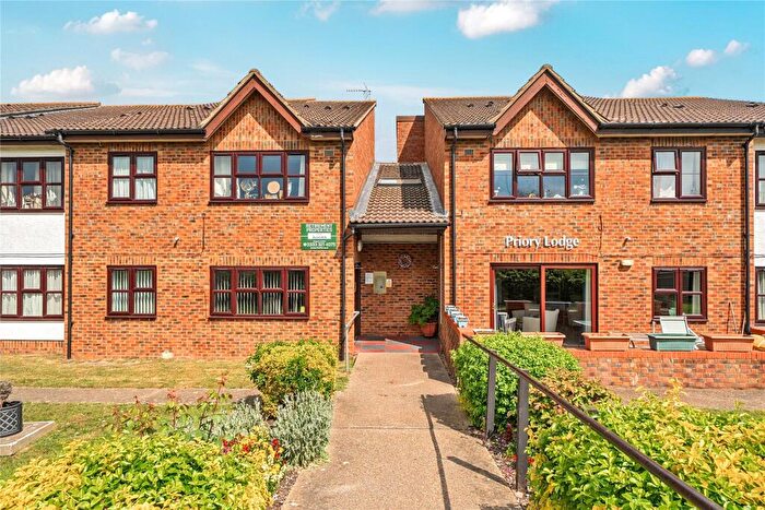 2 Bedroom Retirement Property For Sale In Glebe Way, West Wickham, BR4