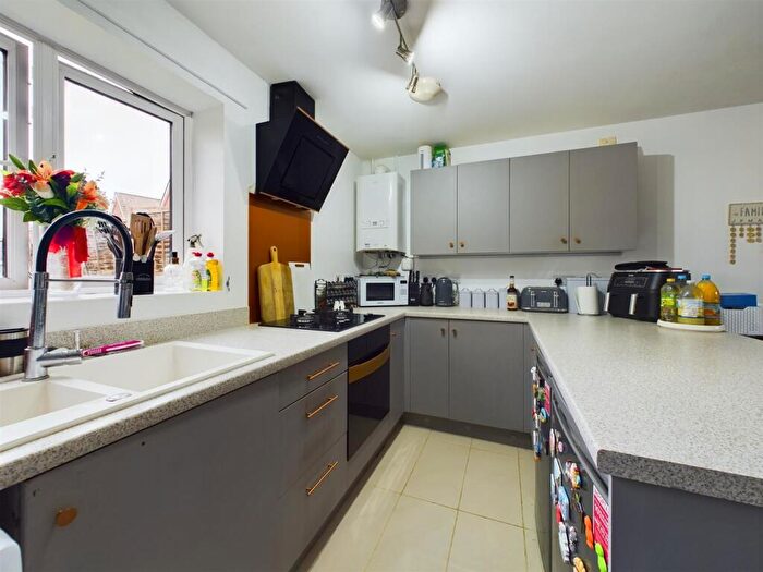 2 Bedroom Apartment For Sale In Anson Avenue, Calne, SN11