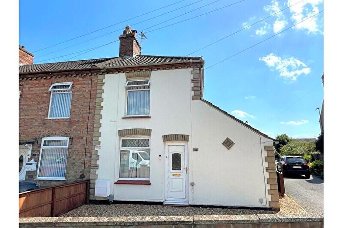 2 Bedroom End Of Terrace House For Sale In Eastrea Road, Whittlesey, Cambs, PE7