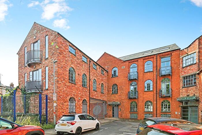 2 Bedroom Flat For Sale In Ethel Street, Northampton, Northamptonshire, NN1