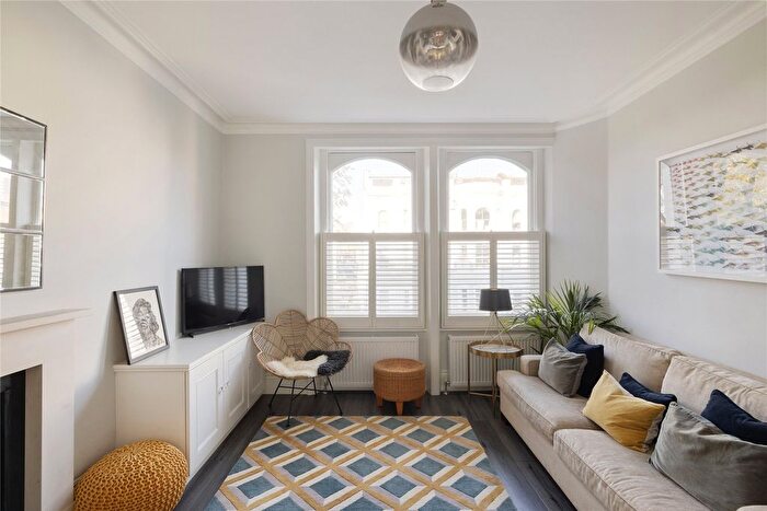 1 Bedroom Flat To Rent In Colville Terrace, London, W11