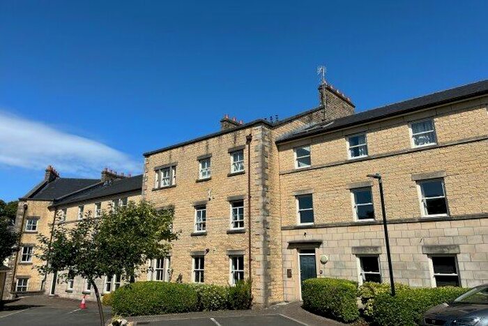 2 Bedroom Flat To Rent In Henry Street, Lancaster, LA1