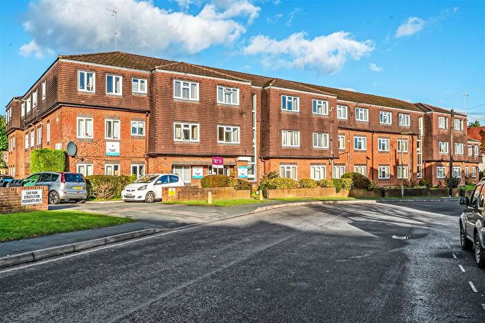 1 Bedroom Flat To Rent In Beatrice Road, Oxted, RH8