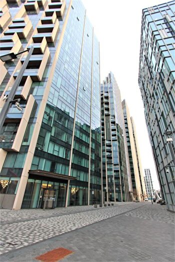 2 Bedroom Flat To Rent In Cutter Lane, London, SE10