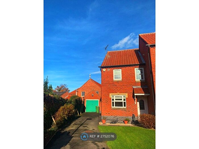 2 Bedroom End Terrace House To Rent In Edward Avenue, Newark, NG24