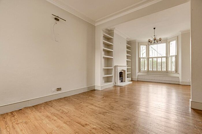 5 Bedroom Terraced House To Rent In Lysias Road, Clapham, SW12