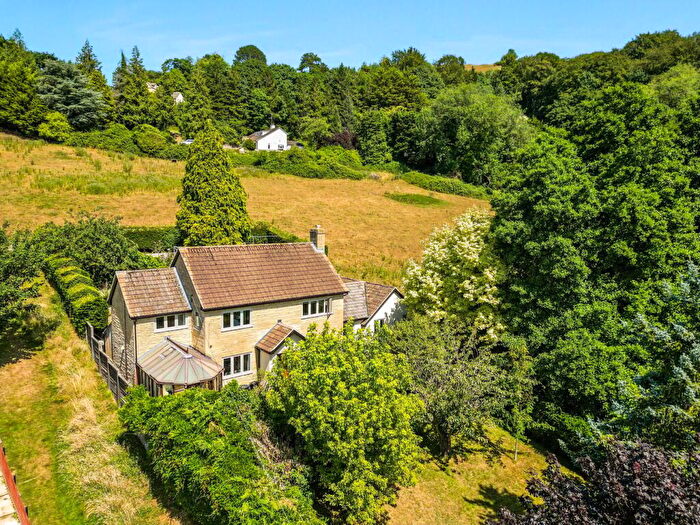 5 Bedroom Detached House For Sale In Kingscourt Lane, Rodborough, GL5