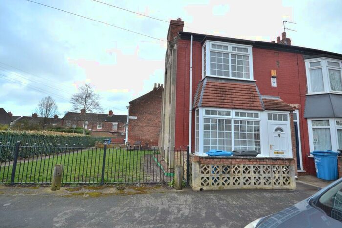 2 Bedroom Semi-Detached House To Rent In Fenchurch Street, Hull, HU5