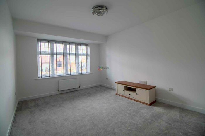 5 Bedroom Detached House To Rent In Winders Way, Treeton, Rotherham S60