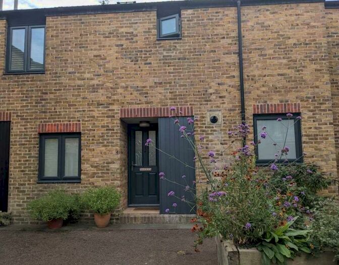3 Bedroom Terraced House To Rent In Elm Close, Hargrave Park, London, London, N19