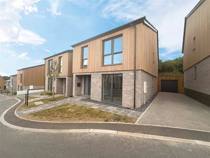 4 Bedroom Detached House To Rent In Pinhoe, Exeter, Devon, EX4