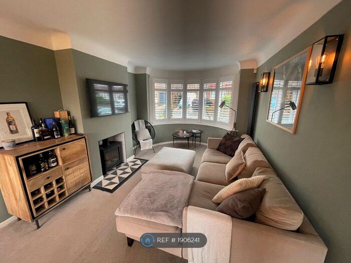 3 Bedroom Semi-Detached House To Rent In Canterbury Road, Hale, Altrincham, WA15