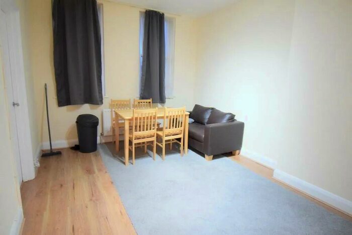 2 Bedroom Flat To Rent In Marlborough Road, London, N19