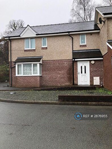 3 Bedroom Semi-Detached House To Rent In Awel Y Grug, Porthmadog, LL49