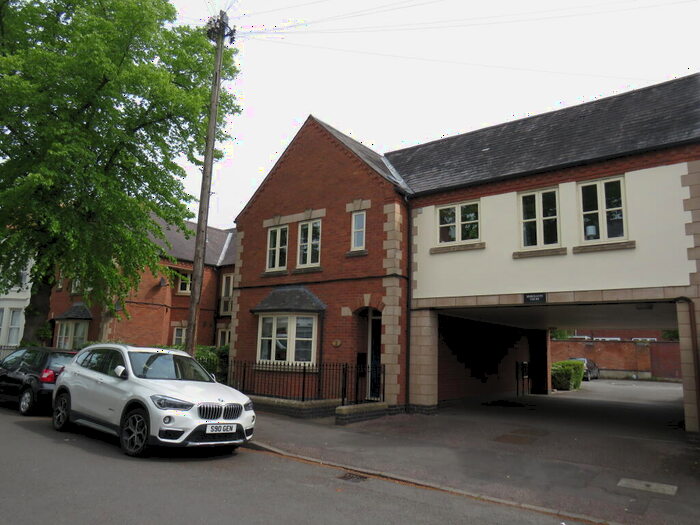 1 Bedroom Flat To Rent In Campion Terrace, Leamington Spa, CV32