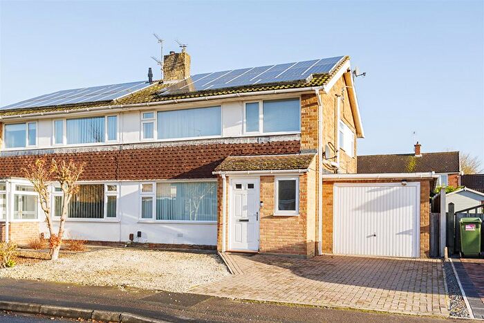 3 Bedroom Property For Sale In Tedder Road, York, YO24