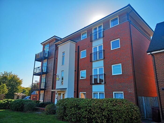 1 Bedroom Apartment To Rent In Mead Close, Caversham, RG4