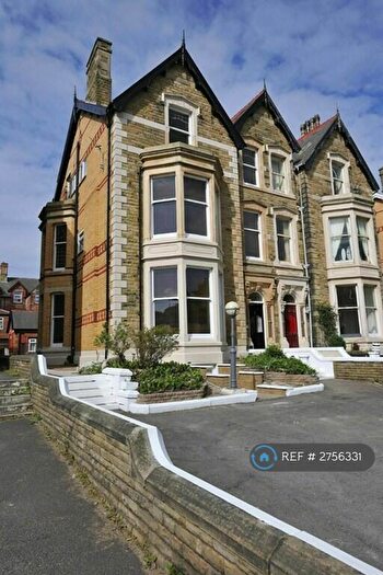 1 Bedroom Flat To Rent In Clifton Drive North, Lytham St. Annes, FY8
