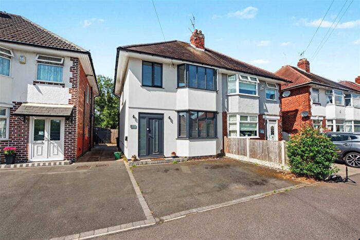 3 Bedroom Semi-Detached House For Sale In Field Crescent, Alvaston, DE24