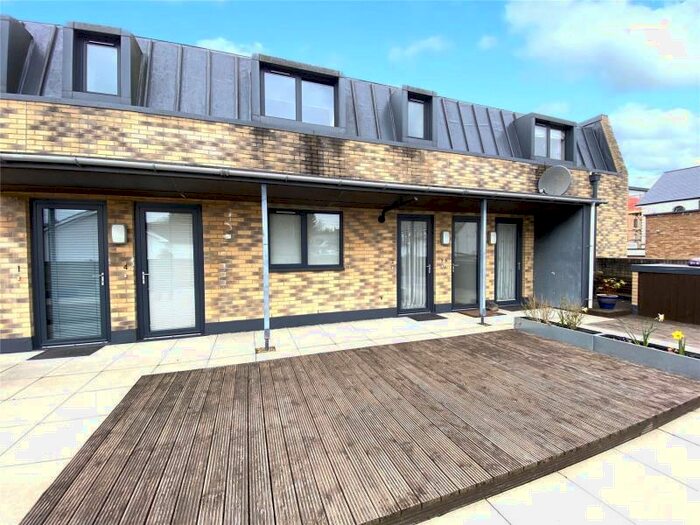 2 Bedroom Apartment To Rent In Camberley, GU15