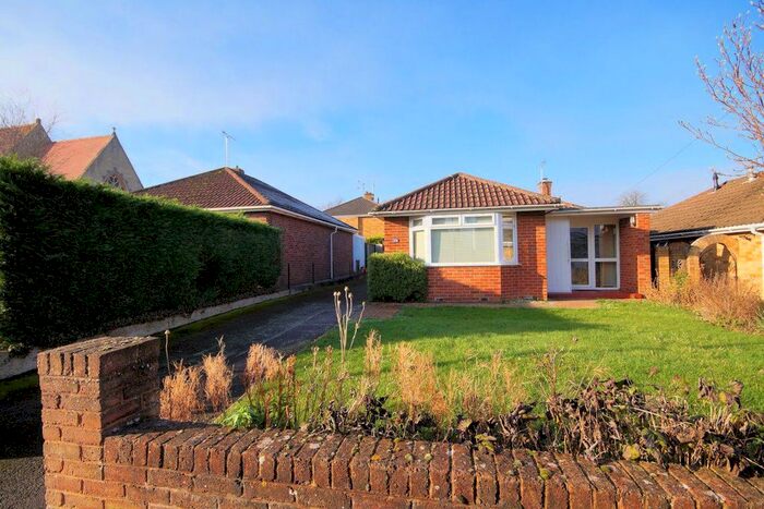 3 Bedroom Bungalow To Rent In Church Road, St. Marks, Cheltenham GL51