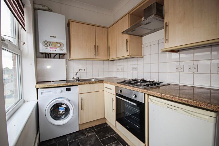 Studio To Rent In Boxley Road, Maidstone, Kent, ME14