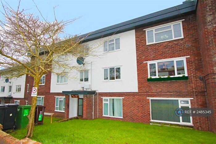 2 Bedroom Flat To Rent In Woolaston Avenue, Cardiff, CF23