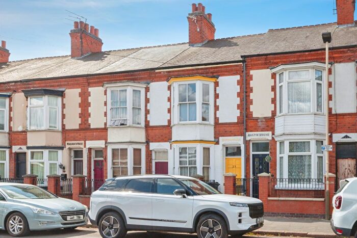 2 Bedroom Terraced House For Sale In Central Road, Leicester, LE3