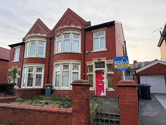 3 Bedroom Semi-Detached House For Sale In Reads Avenue, Blackpool, Lancashire, FY1