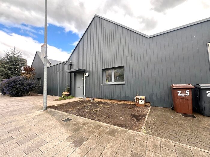 4 Bedroom Town House To Rent In Crossness Road, Barking, IG11