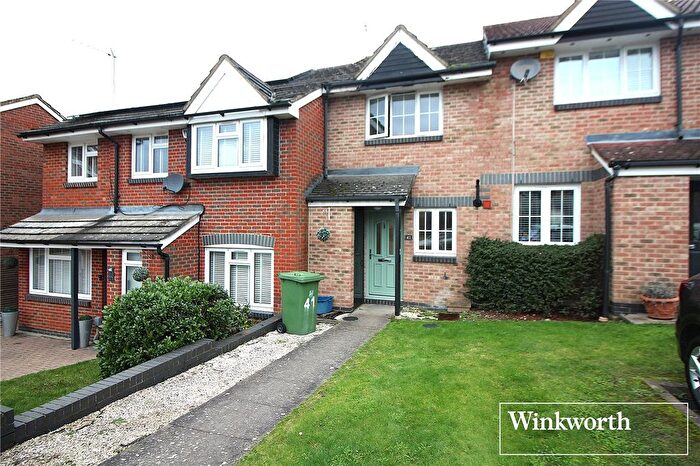 2 Bedroom End Of Terrace House To Rent In Robeson Way, Borehamwood, WD6