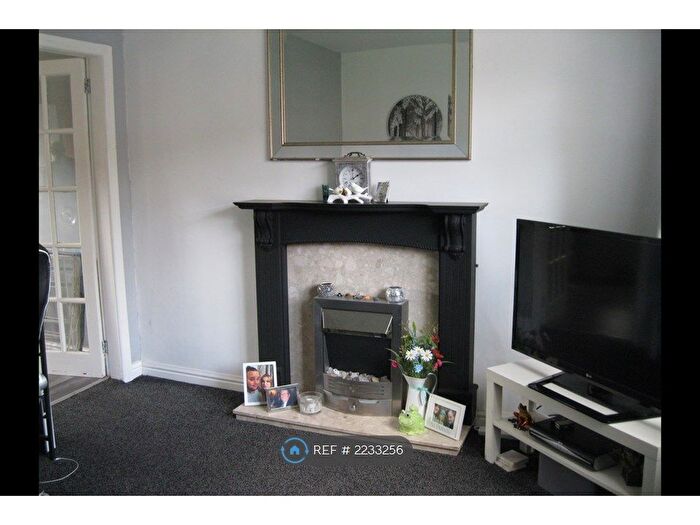 2 Bedroom Semi-Detached House To Rent In Day Avenue, Wolverhampton, WV11