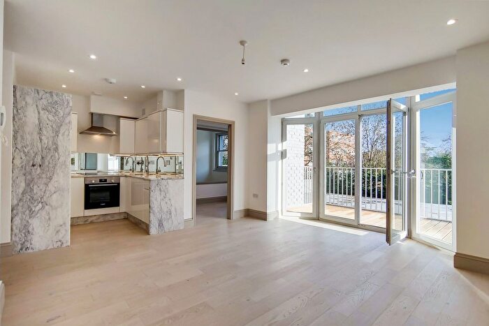 2 Bedroom Flat To Rent In Montpelier Road, Ealing, W5