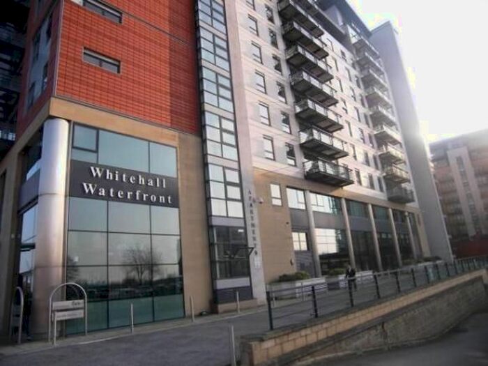 2 Bedroom Flat To Rent In Riverside Way, Leeds, LS1