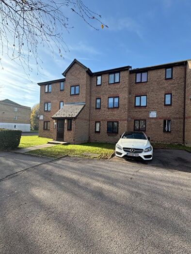 1 Bedroom Flat To Rent In The Close, London, N14