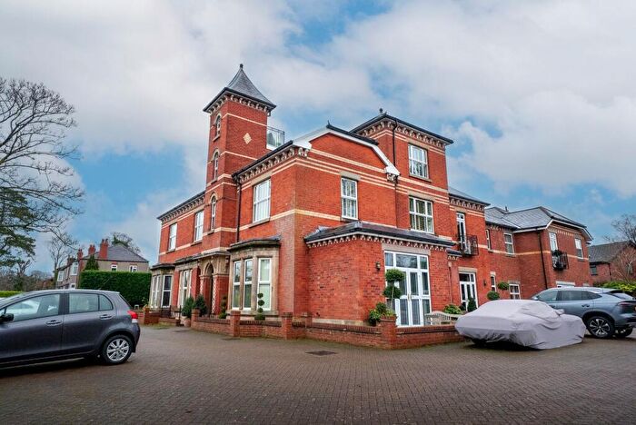 2 Bedroom Apartment For Sale In Newcastle Road, Congleton, CW12