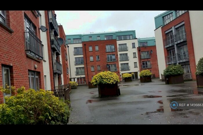 2 Bedroom Flat To Rent In Beauchamp House, Coventry, CV1