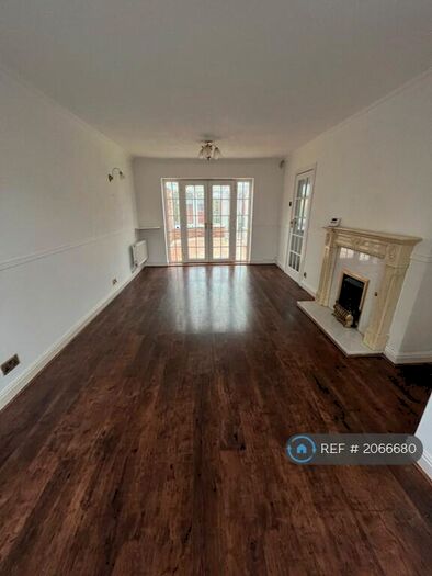 3 Bedroom Terraced House To Rent In Watling Street Road, Preston, PR2