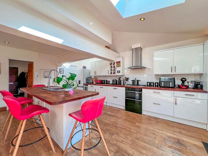 Property For Sale In Beauchamp Road, West Molesey, KT8