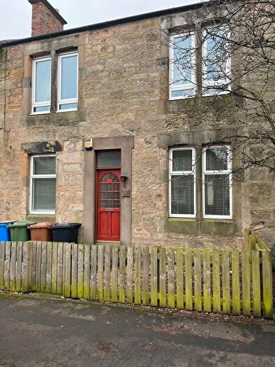 2 Bedroom Flat To Rent In Miller Street, Kirkcaldy, KY1