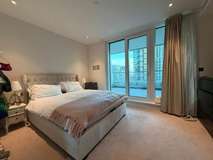 1 Bedroom Apartment To Rent In Sophora House Queenstown Road, London, SW11