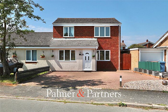 3 Bedroom Semi-Detached House For Sale In Reade Road, Holbrook, Ipswich, Suffolk, IP9