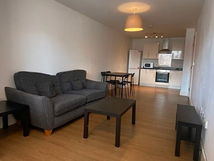 1 Bedroom Flat To Rent In London Street, Reading, RG6