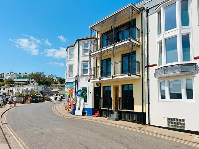 2 Bedroom Flat For Sale In Harbour Street, Broadstairs, CT10