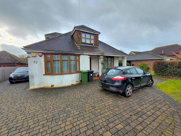 1 Bedroom Detached Bungalow To Rent In New Road, Lovedean, Waterlooville, PO8