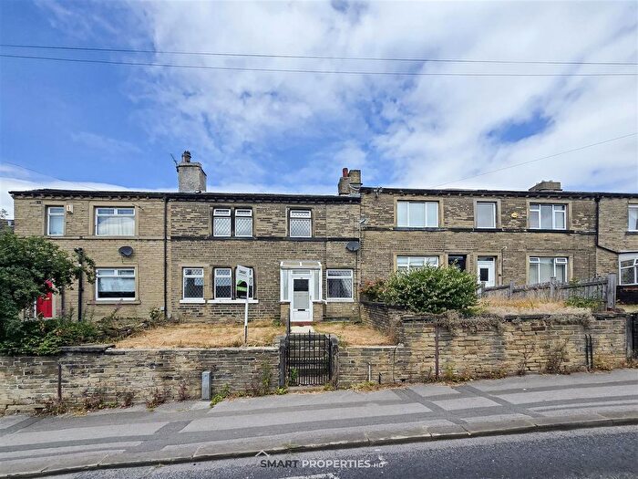 3 Bedroom Terraced House For Sale In Sheepridge Road, Huddersfield, HD2