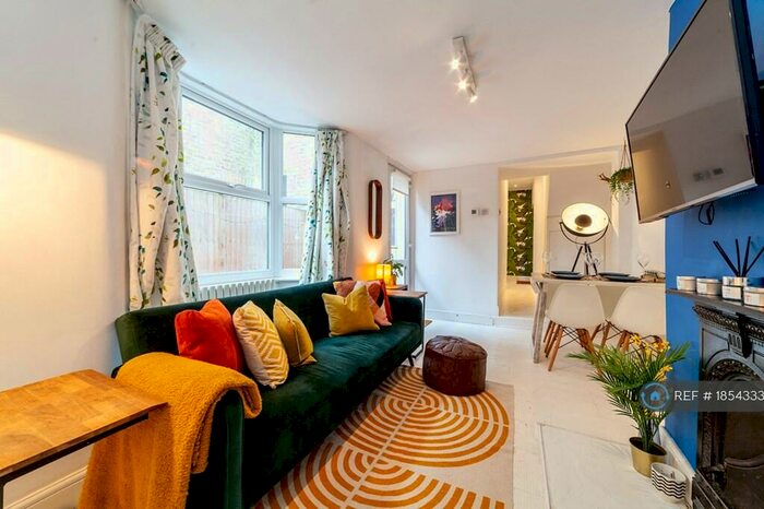 2 Bedroom Flat To Rent In Adley Street, London, E5