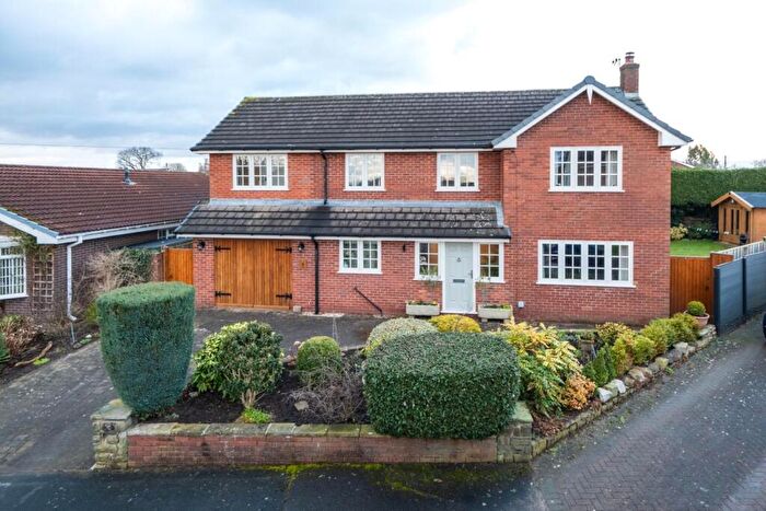 4 Bedroom Detached House For Sale In Ptarmigan Place, Winsford, CW7