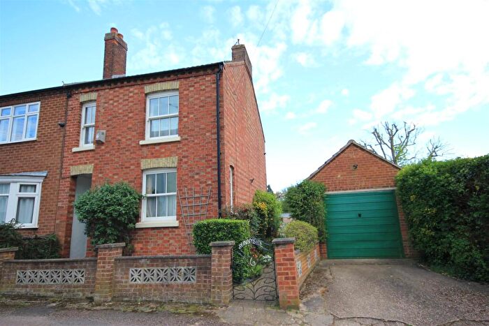 3 Bedroom Semi-Detached House For Sale In Bull Close, Bozeat, Wellingborough, NN29