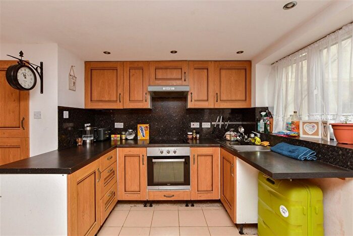 3 Bedroom Terraced House For Sale In Eagle Hill, Ramsgate, Kent, CT11
